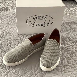 Steve Madden Jcentric grey shoes